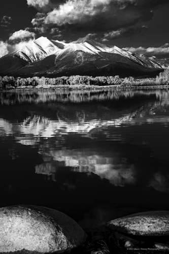 Mountain Majesty B&W.jpg